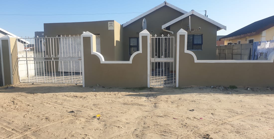 2 Bedroom Property for Sale in Llitha Park Western Cape
